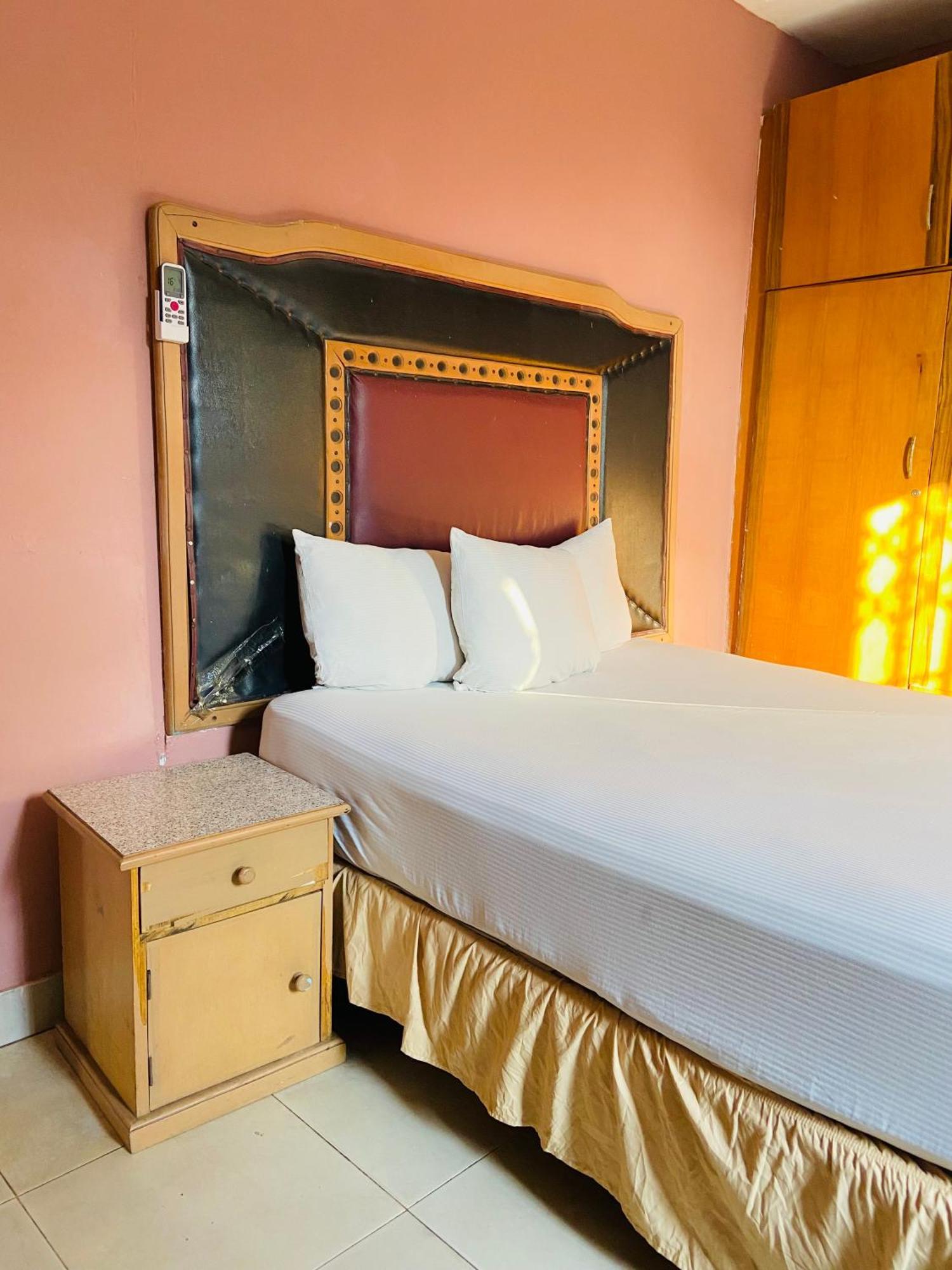 Heaven Gate Hotel Accra Eksteriør billede